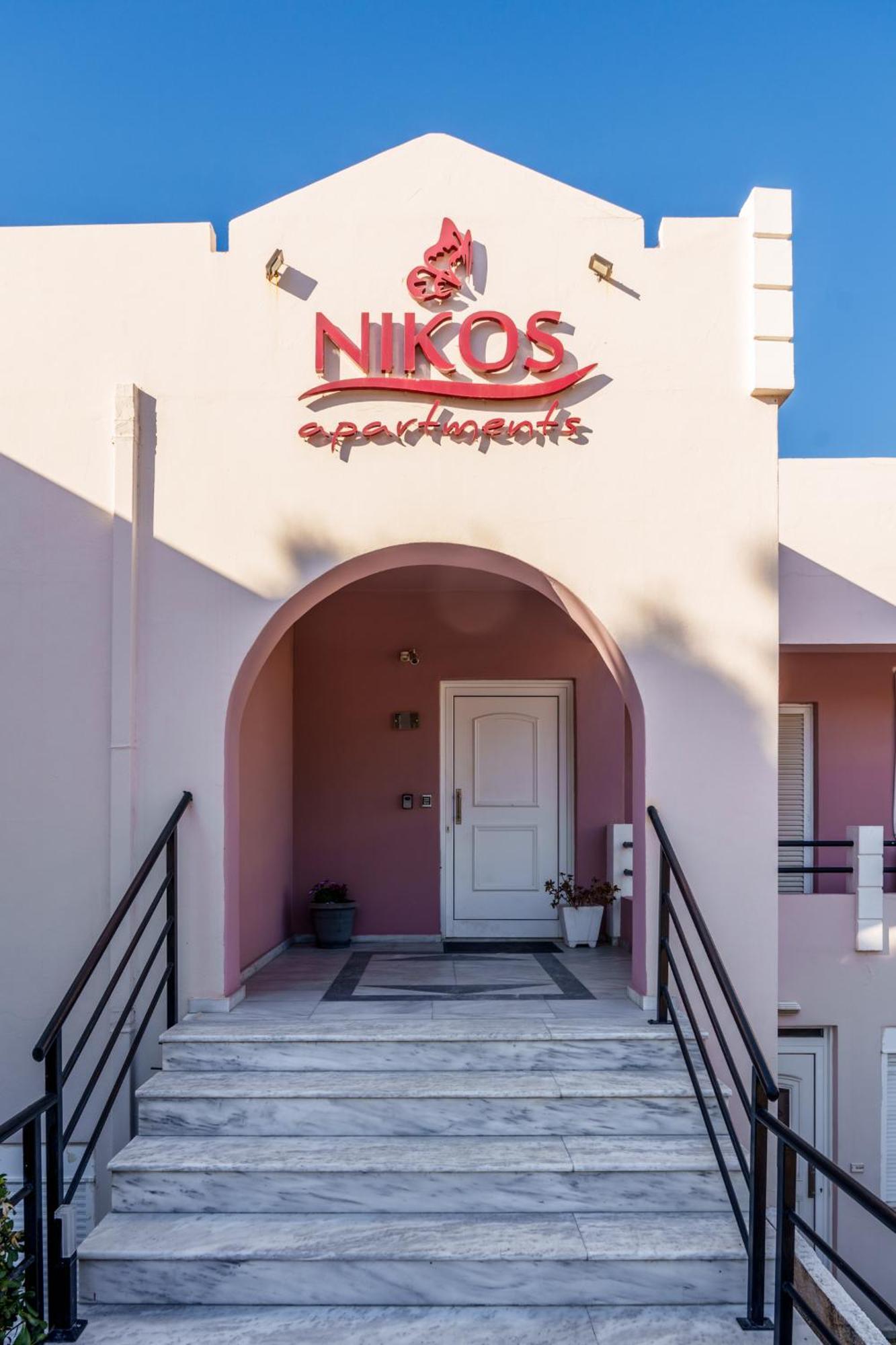 Nikos Apartments Agia Marina Exterior foto